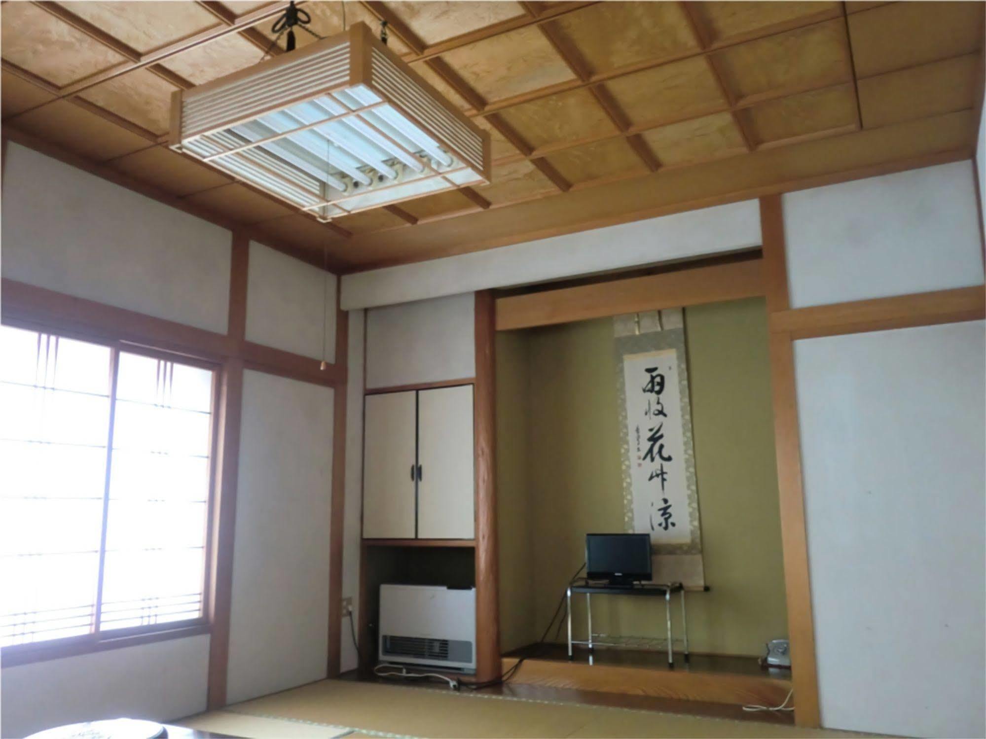 Onsen Minshuku Sakaeya Hotel Shizukuishi Eksteriør billede